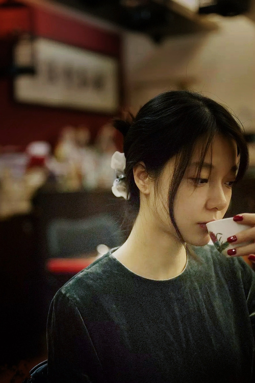 星空体育在线-中国女篮连续取得胜利 球迷热情高涨，中国女篮赢球