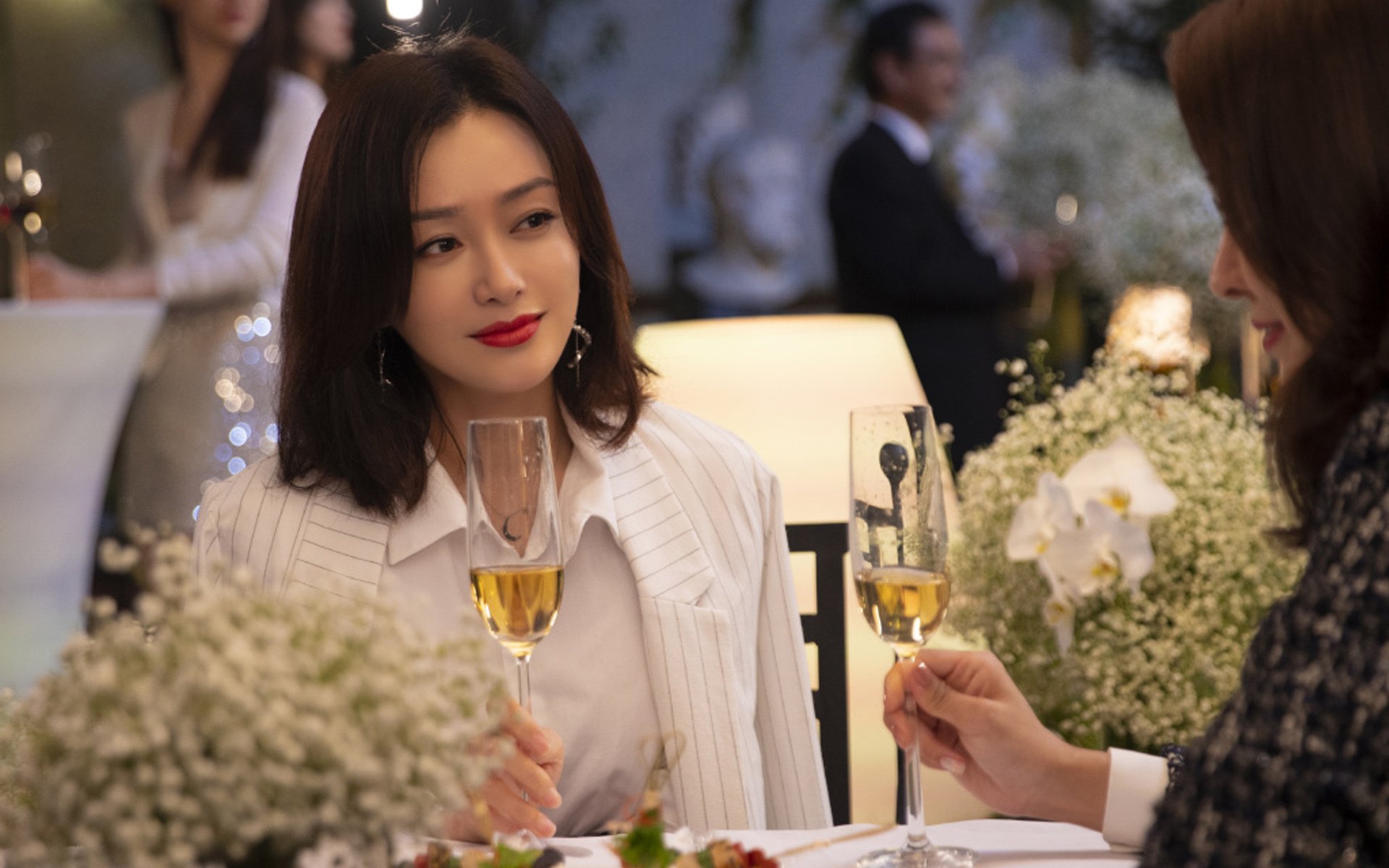 星空体育-对阵德国开局失利，首战70–102告负，高芙个人简历