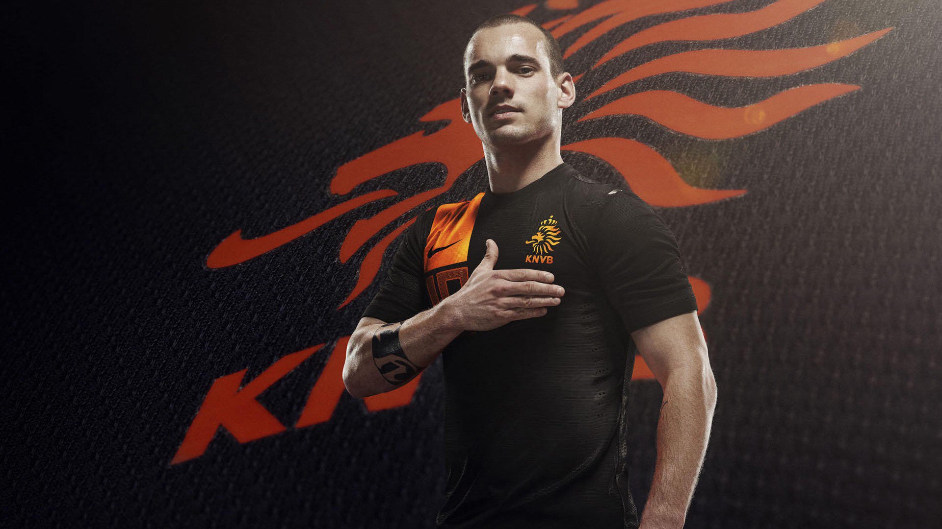 星空电竞-可爱！林诗栋穿海南队服出发全运会，像小芒果，球迷送苹果祝他平平安安